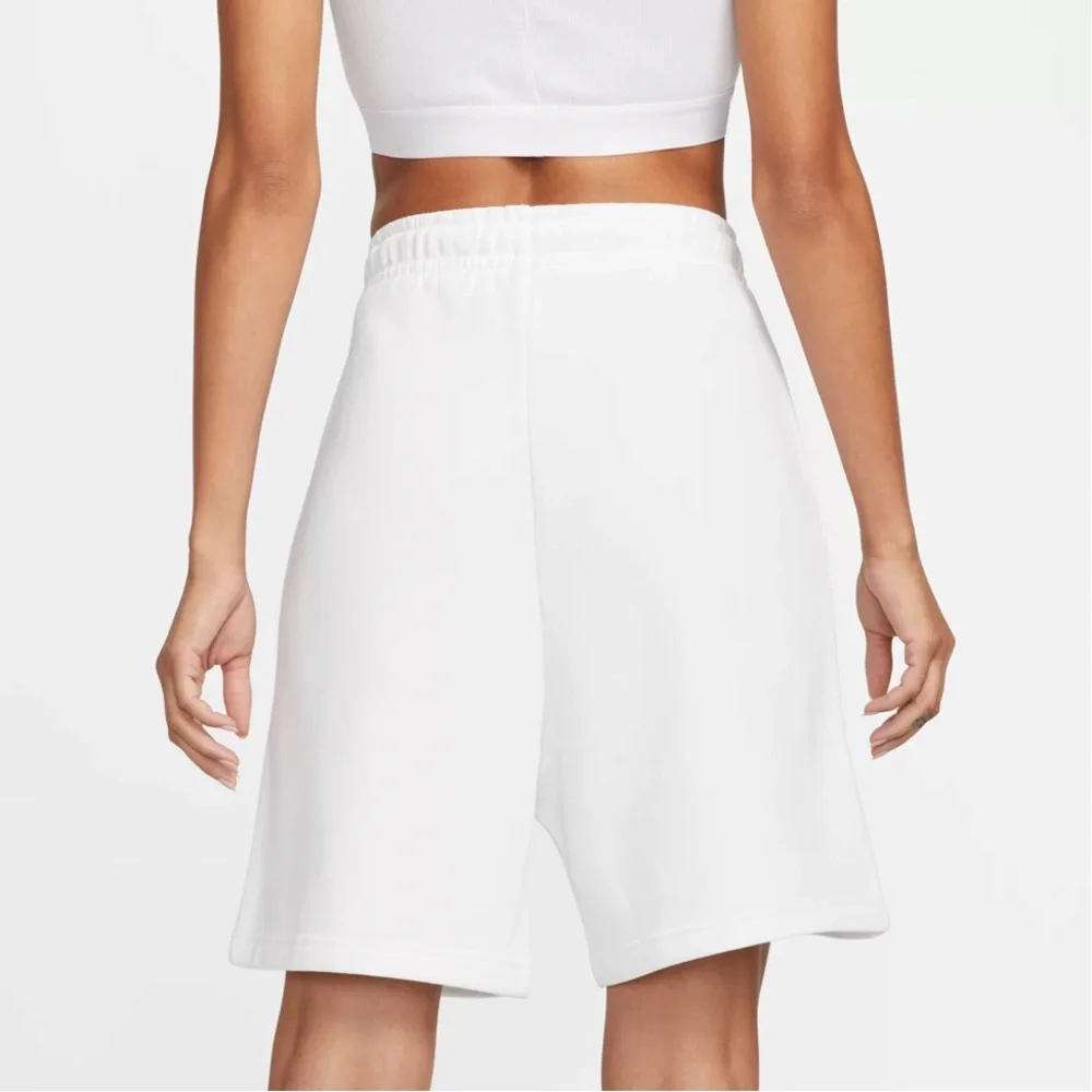 Nike Women's Sportswear Essential Fleece High Rise Shorts Size M White